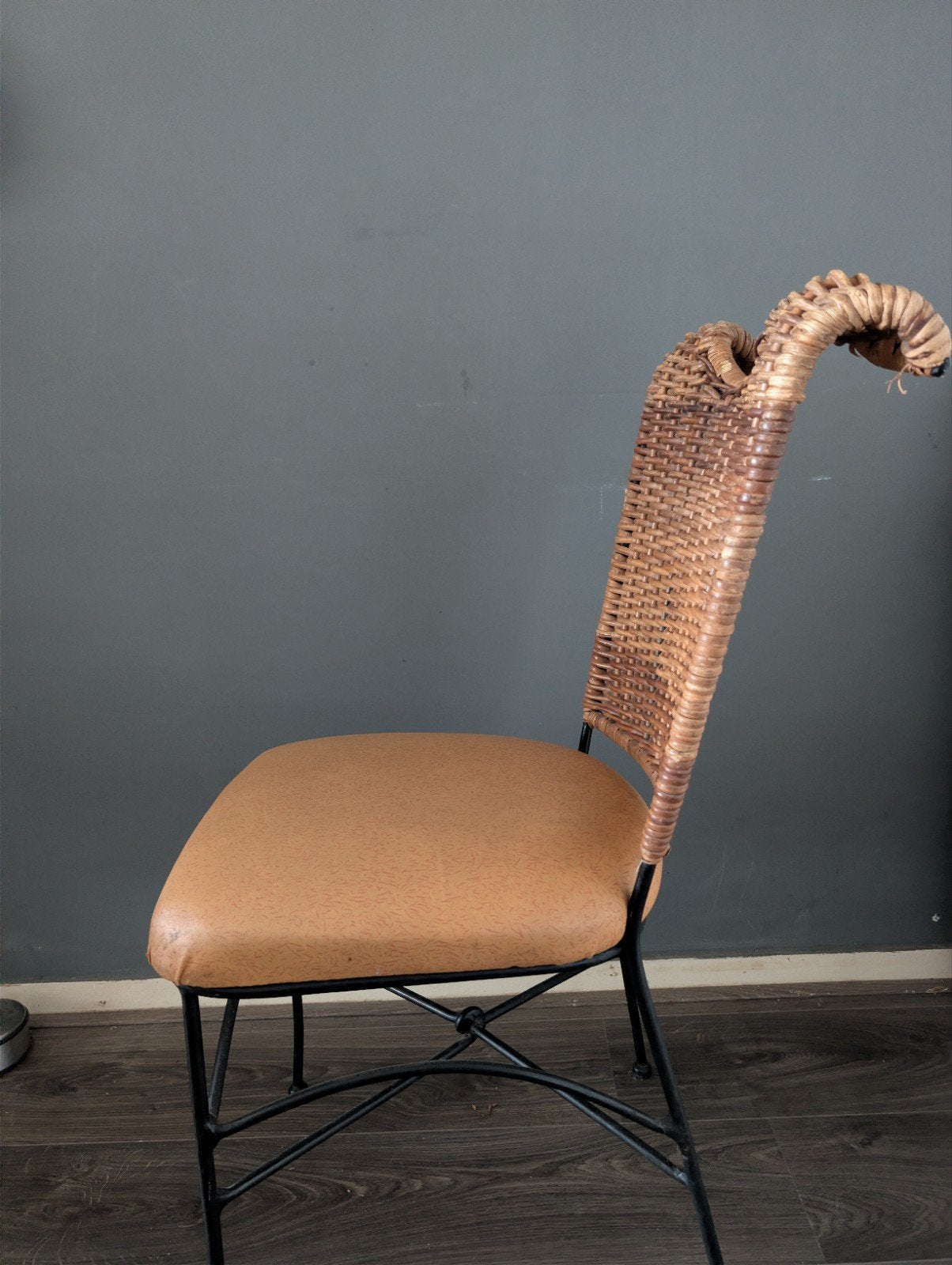 2 stevige stoelen met rotan rugleuning, Huis en Inrichting, Stoelen, Ophalen, Gebruikt, Twee, Zwart