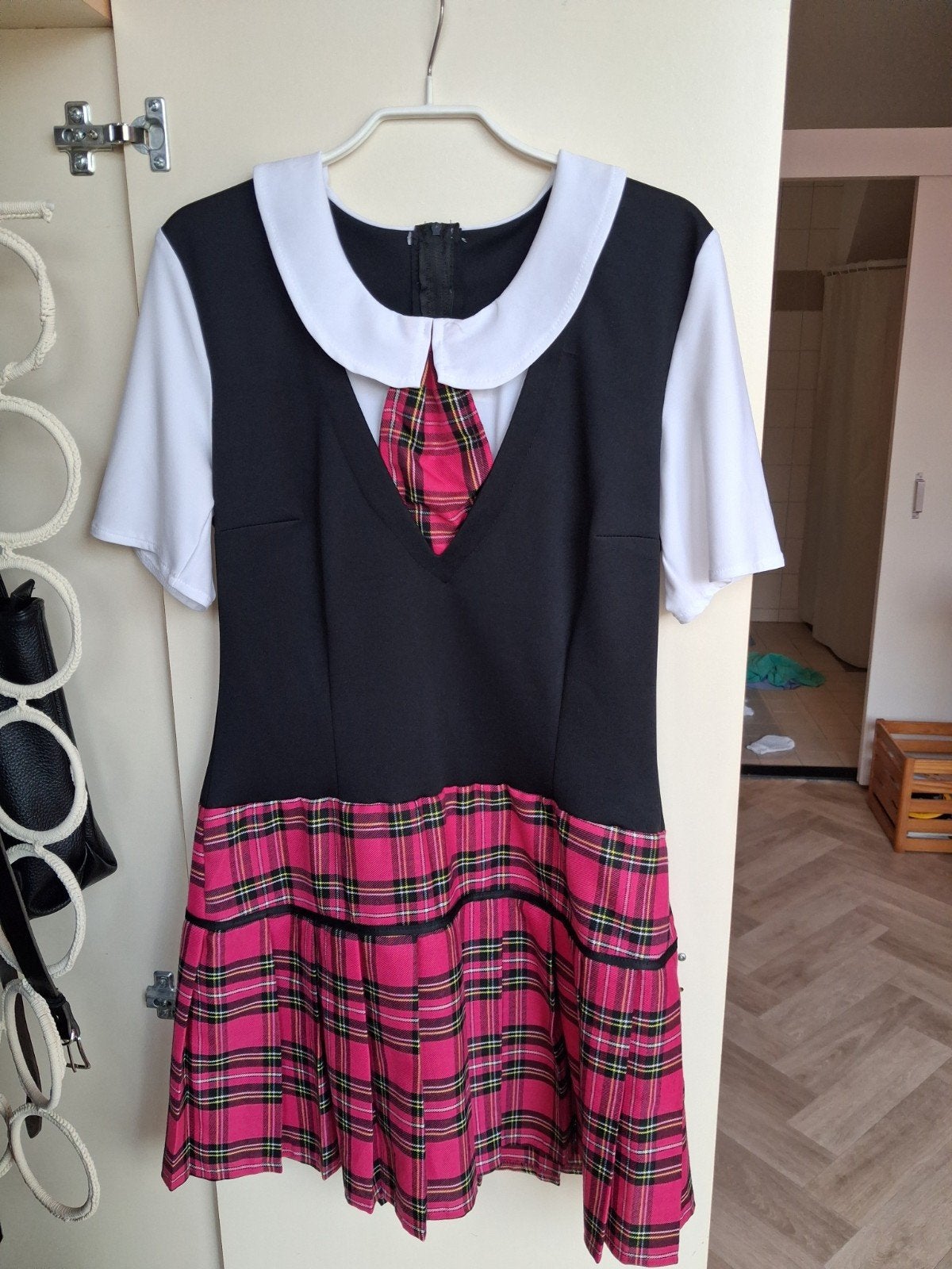 Schoolgirl jurke maat M, Maat 38/40 (M), Carnaval, Verzenden, Zo goed als nieuw