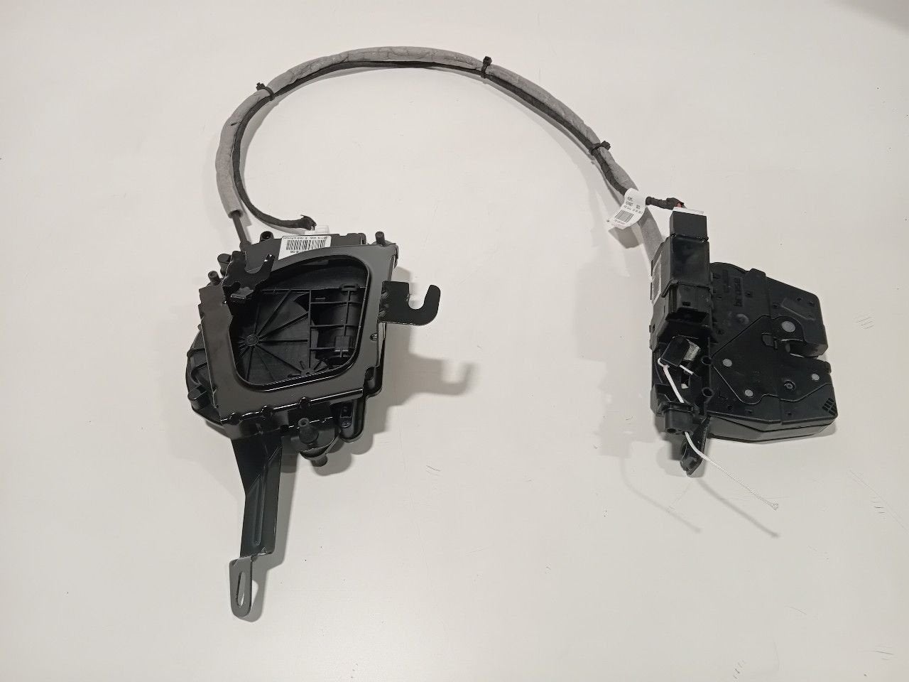 Slot mechaniek kofferdeksel achterklep elektrisch BMW 3 seri, Onderdelen@venauto.nl, Van der Ven Autorecycling B.V., Gebruikt