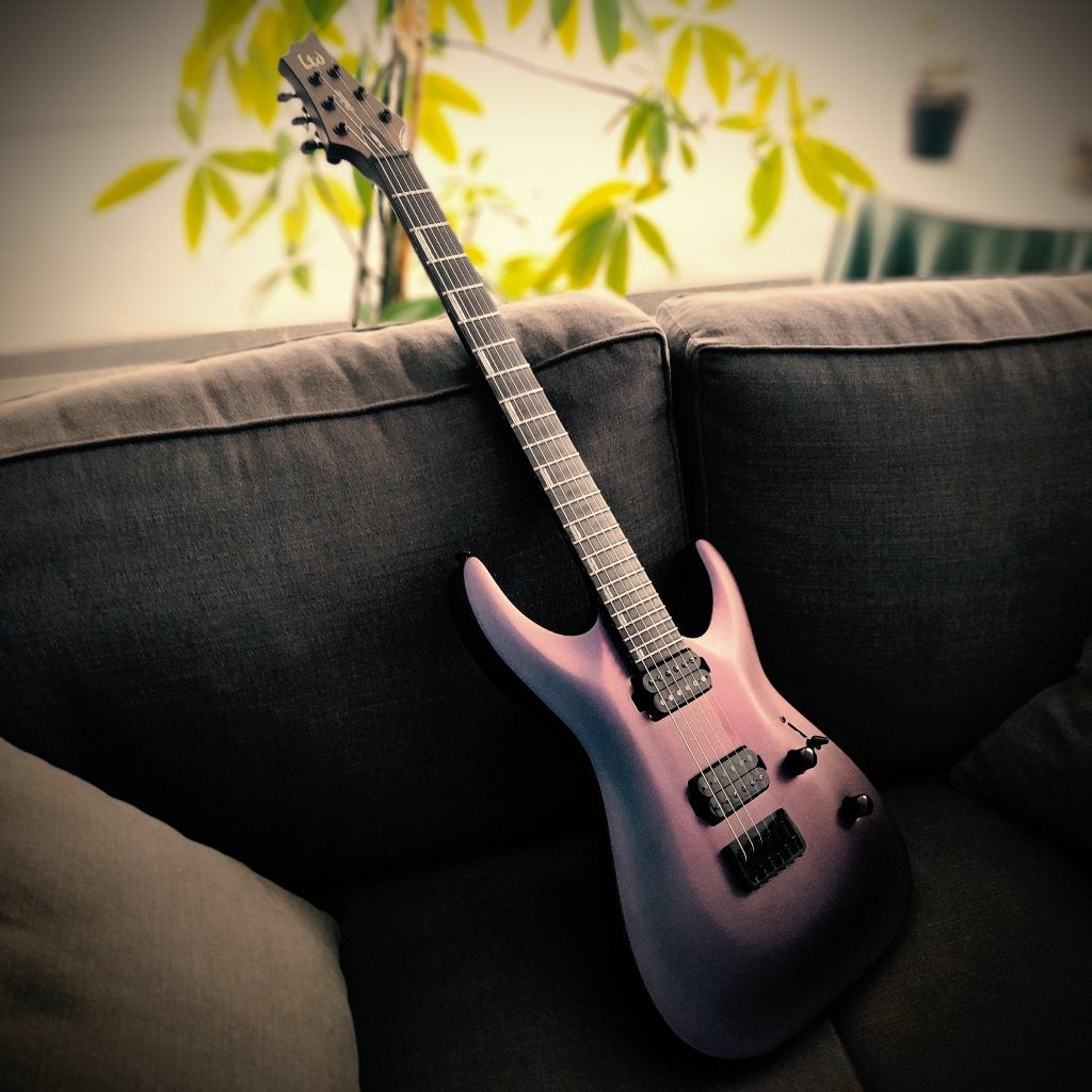 ESP LTD H-1001 Violet Andromeda, Muziek en Instrumenten, Snaarinstrumenten | Gitaren | Elektrisch, Ophalen, Zo goed als nieuw