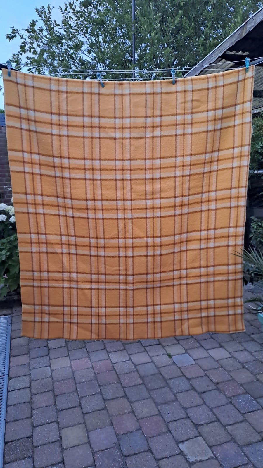 Vintage deken van scheerwol - Geel geruit, Gebruikt, Onbekend@voorbeeld.com, 100 tot 150 cm, Bruin