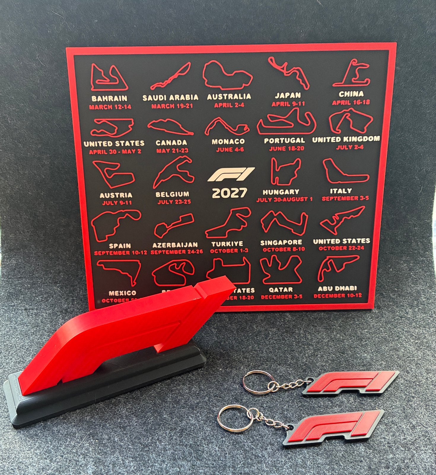 Formule 1 kalender 2027 met F1 accessoires, Verzamelen, Ophalen, Zo goed als nieuw, Formule 1