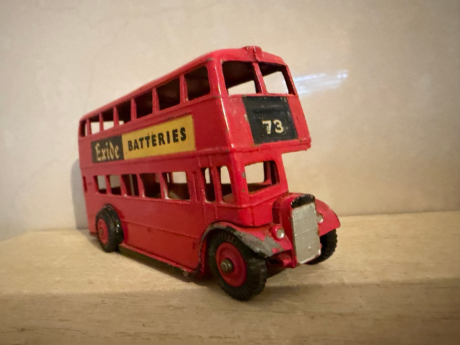 Dinky Toys London Bus Exide Batteries - Zeldzaam, Hobby en Vrije tijd, Modelauto's | 1:43, Gebruikt, Dinky Toys, Ophalen of Verzenden