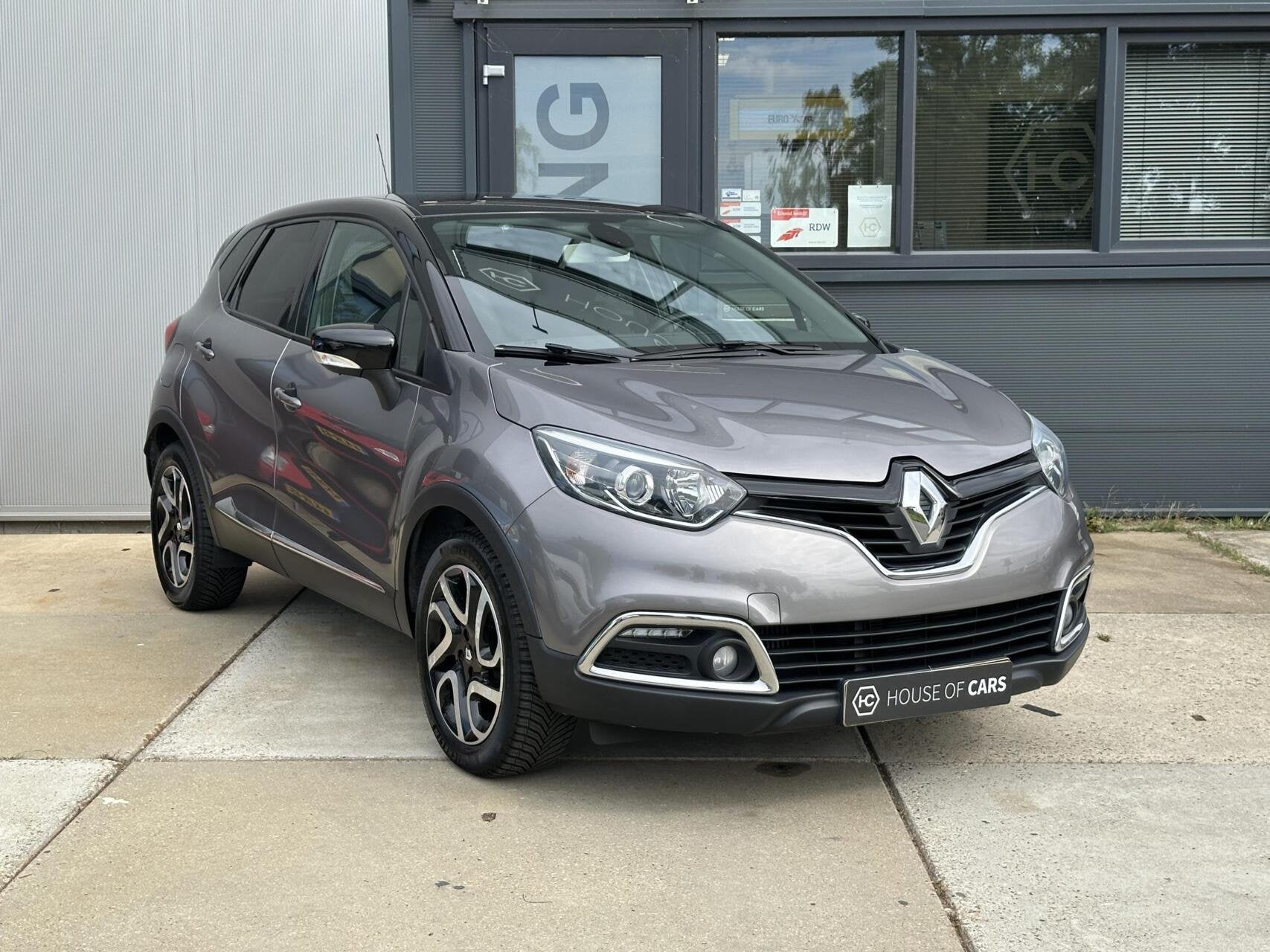 Renault Captur 0.9 TCe Dynamique Clima Cruise Navi Trekhaak, Stof, Gebruikt, Zwart, 49 €/maand