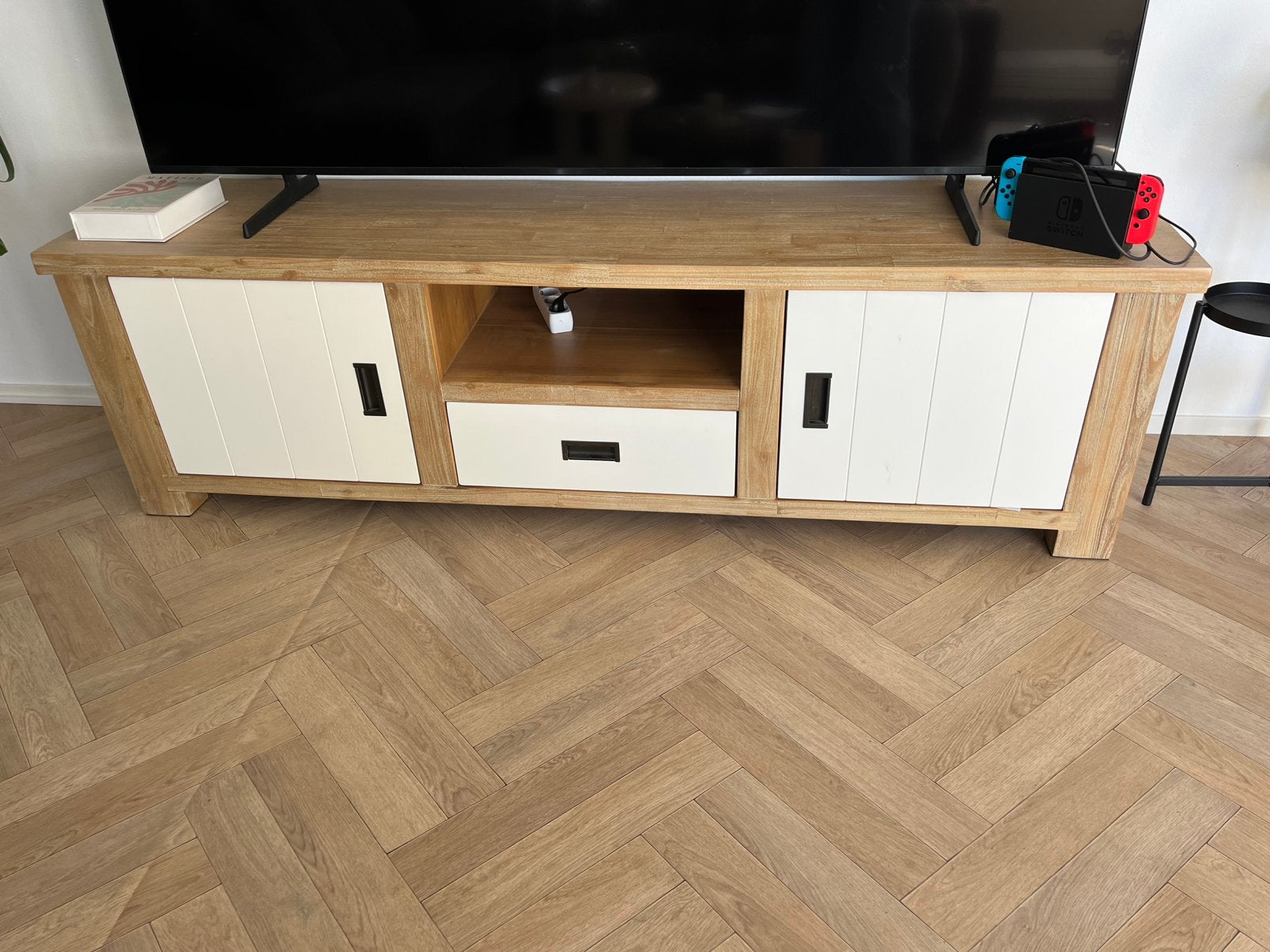 Tv meubel, Ophalen, 150 tot 200 cm, Zo goed als nieuw, Minder dan 100 cm