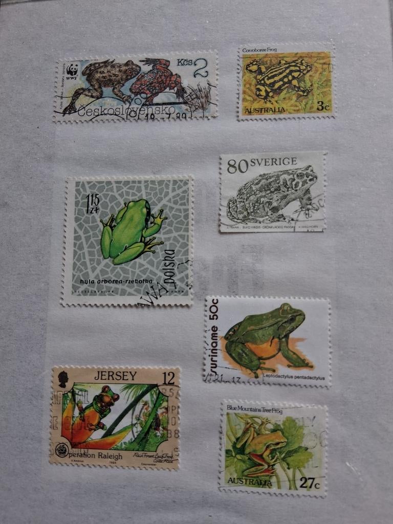Postzegels met kikkers en padden - Diverse landen, Postzegels en Munten, Postzegels | Nederland, Ophalen of Verzenden, Na 1940