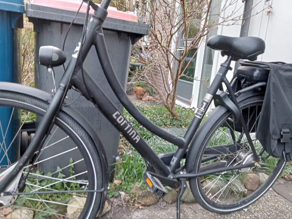 Zgan elektrische Cortina u1 Aktie!, Fietsen en Brommers, Fietsen | Dames | Omafietsen, 56 cm of meer, Ophalen, Zo goed als nieuw