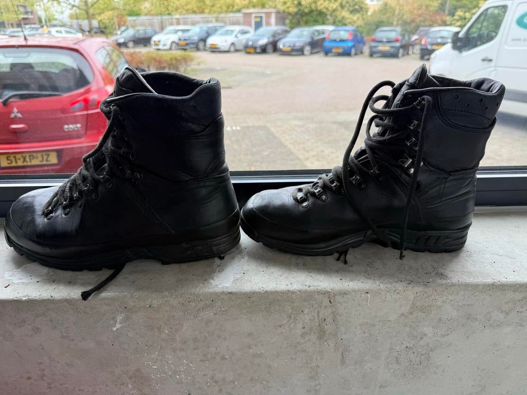 Meindl Kisten Wandelschoenen Maat 43.5 (280 M) - Zwart, Ophalen of Verzenden, Zo goed als nieuw, Zwart, Wandelschoenen of Bergschoenen