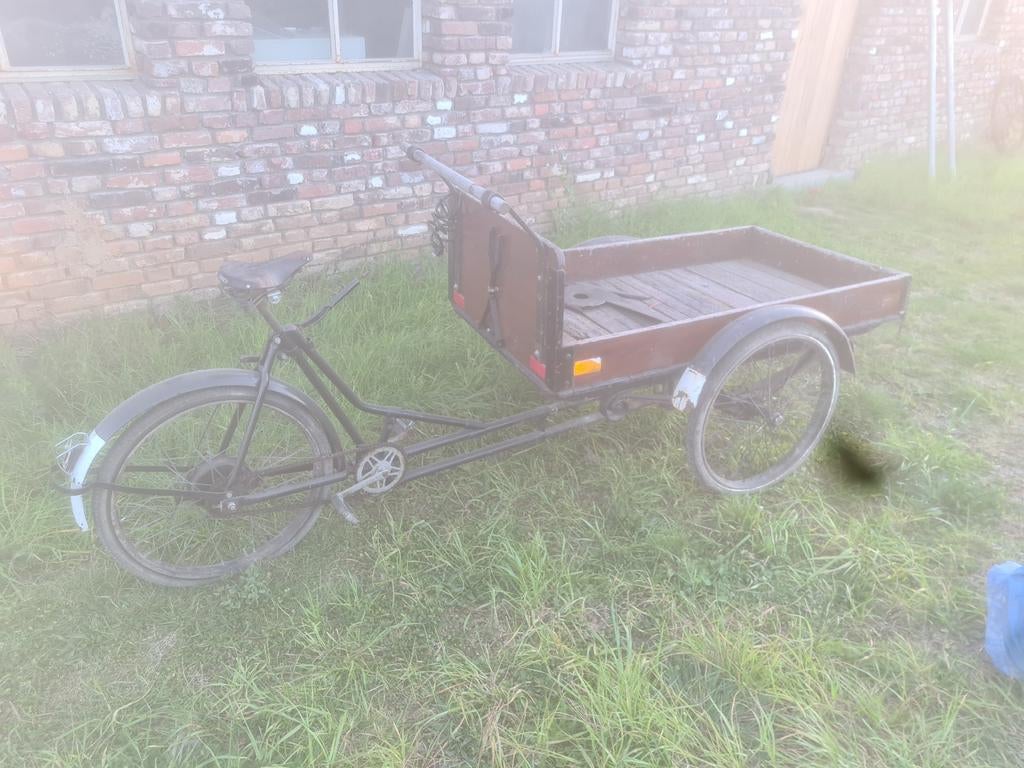 Antieke Bakfiets, Ophalen, Gebruikt