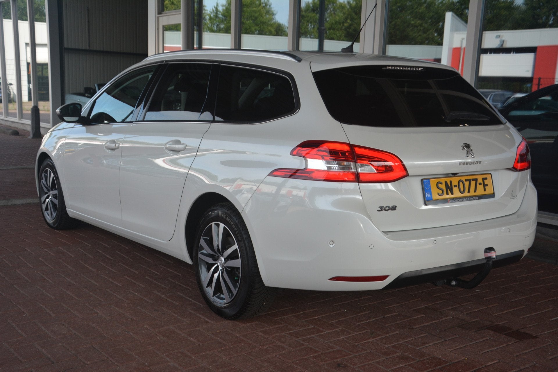 Peugeot 308 SW 2.0 BlueHDI Blue Lease Premium Nederlandse au, Auto's, Dealer onderhouden, Gebruikt, 4 cilinders, 150 pk