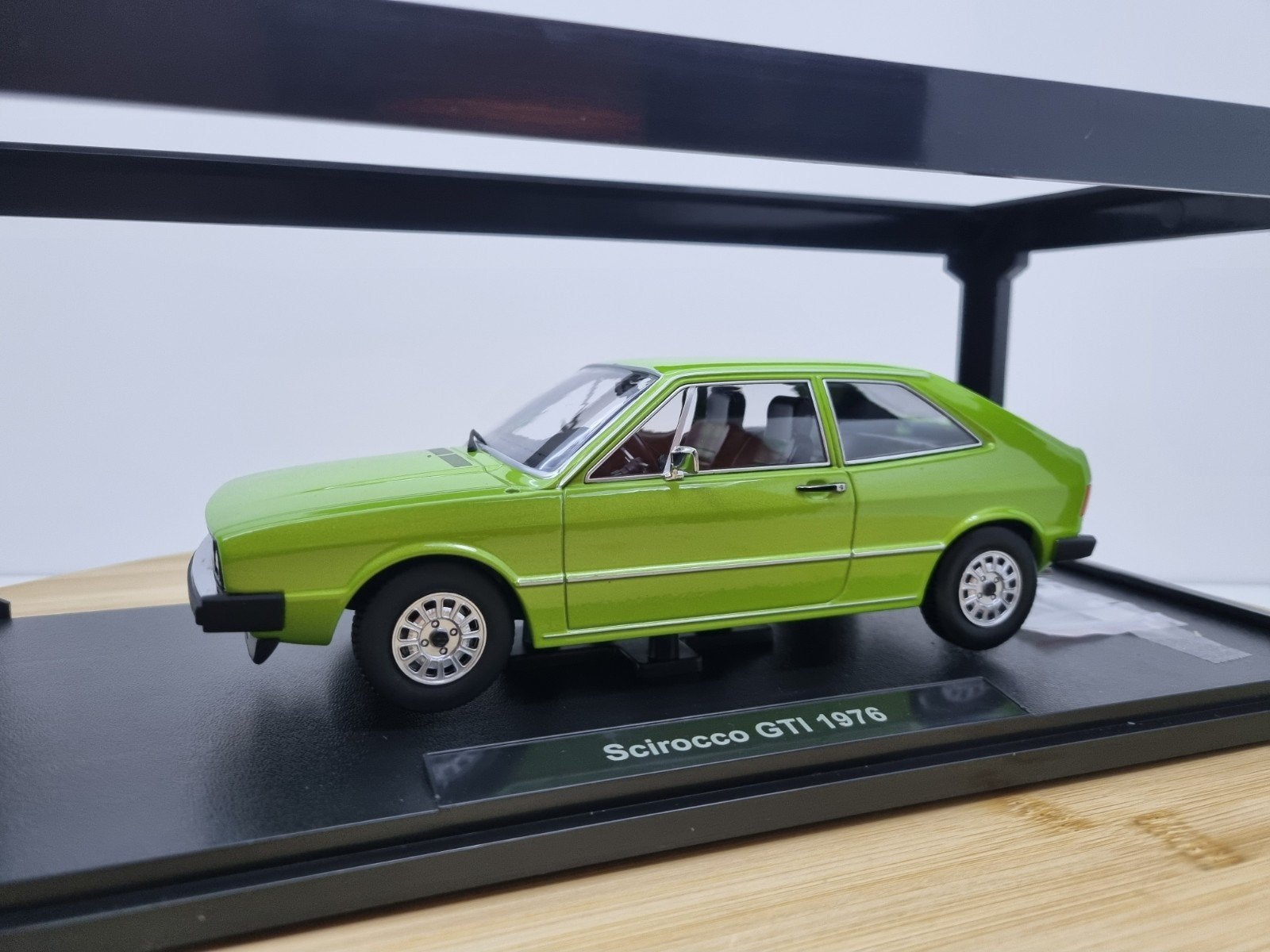 KK-Scale Volkswagen Scirocco mk1 GTI Groen Metallic 1:18, Hobby en Vrije tijd, Overige merken, Le, Sca, Nieuw