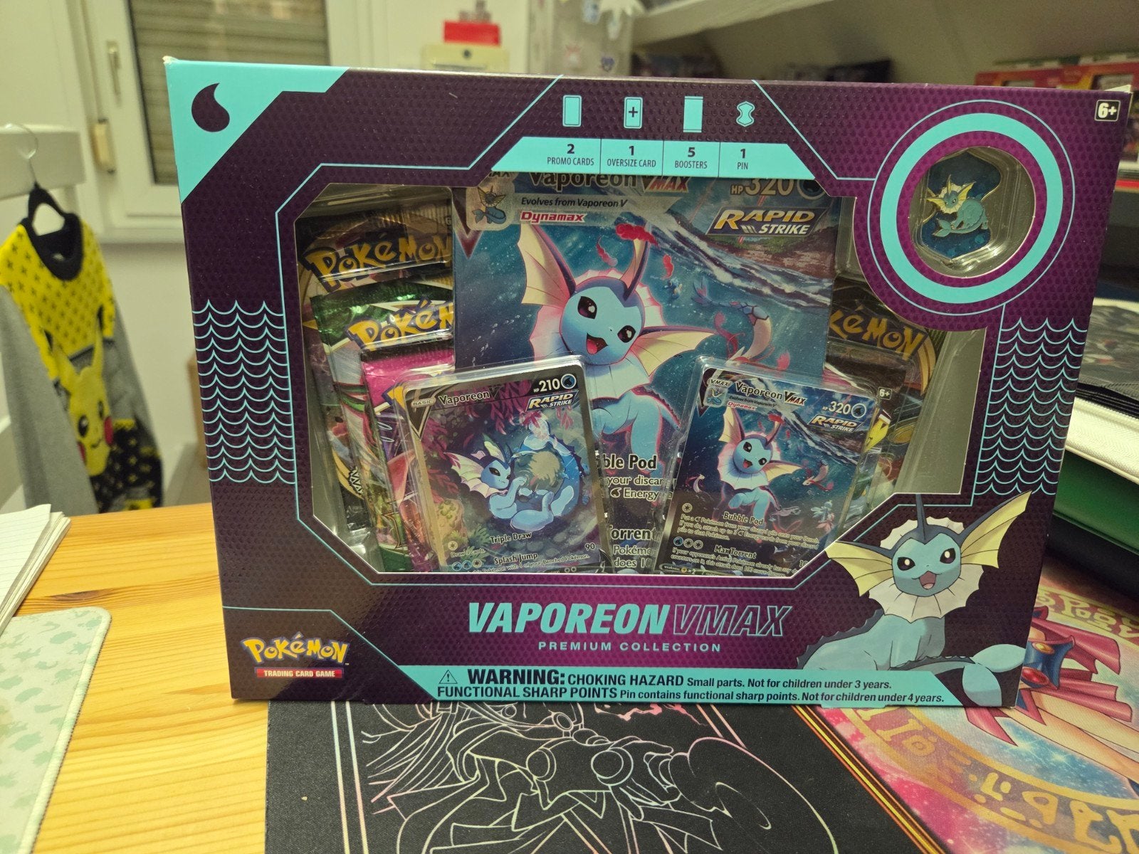 flareon en vaporeon vmax boxen, Hobby en Vrije tijd, Verzamelkaartspellen | Pokémon, Ophalen of Verzenden