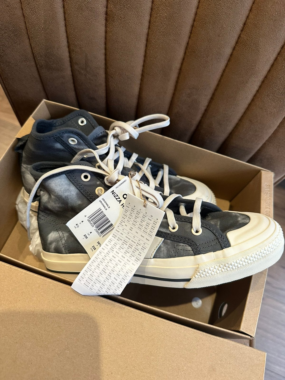 adidas originals Hoge sneakers Nizza Hi Rf grijsmaat 36(3/2), Ophalen of Verzenden, Nieuw, Jongen of Meisje, Schoenen