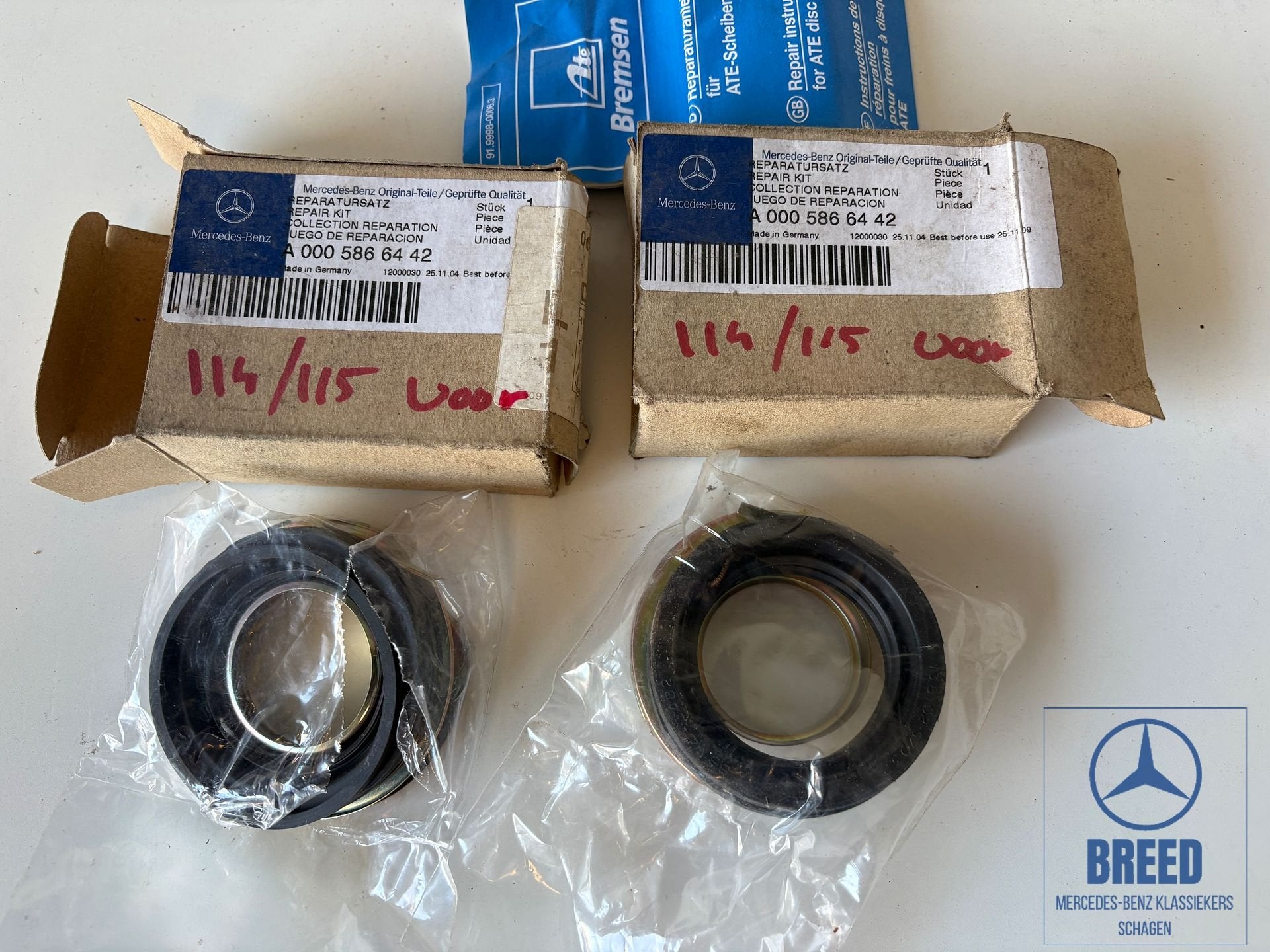 NOS revisieset remklauw voor Mercedes-Benz R107 W108 W111 W1, -, Nieuw, Ophalen of Verzenden, -