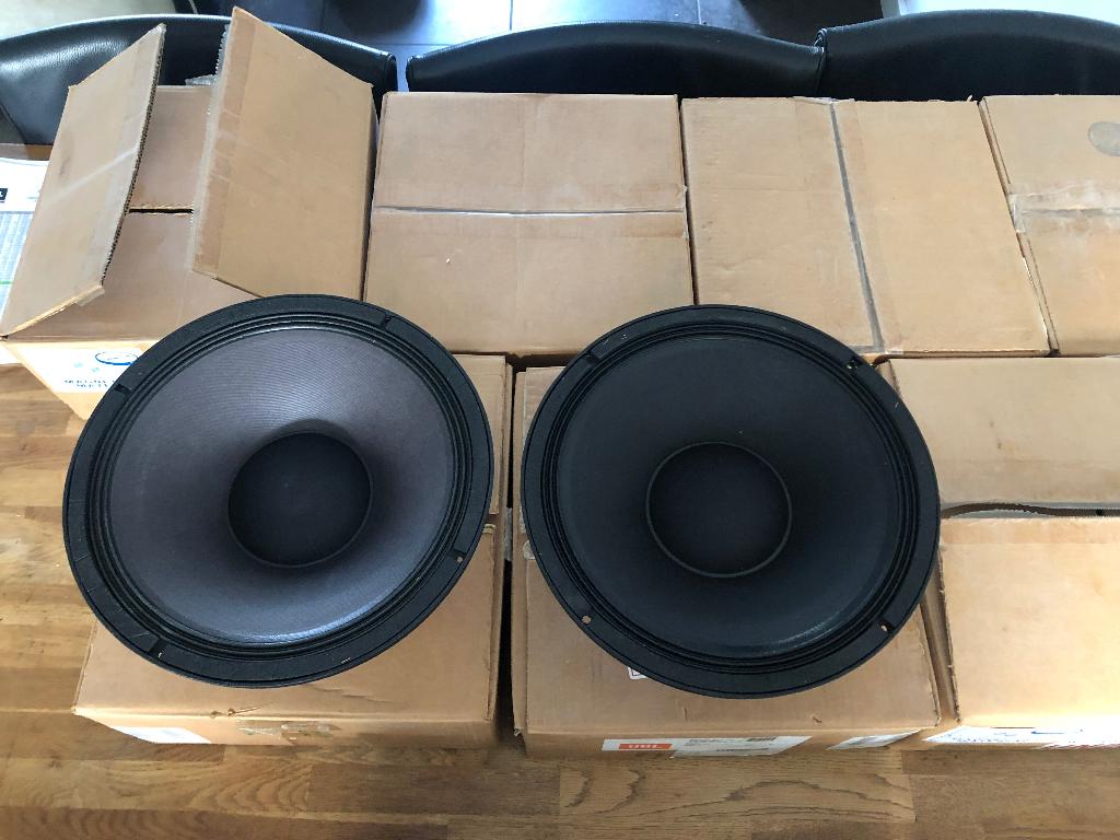 JBL 2023H speakers nieuw. (NOS), Ophalen, Nieuw, 120 watt of meer, JBL