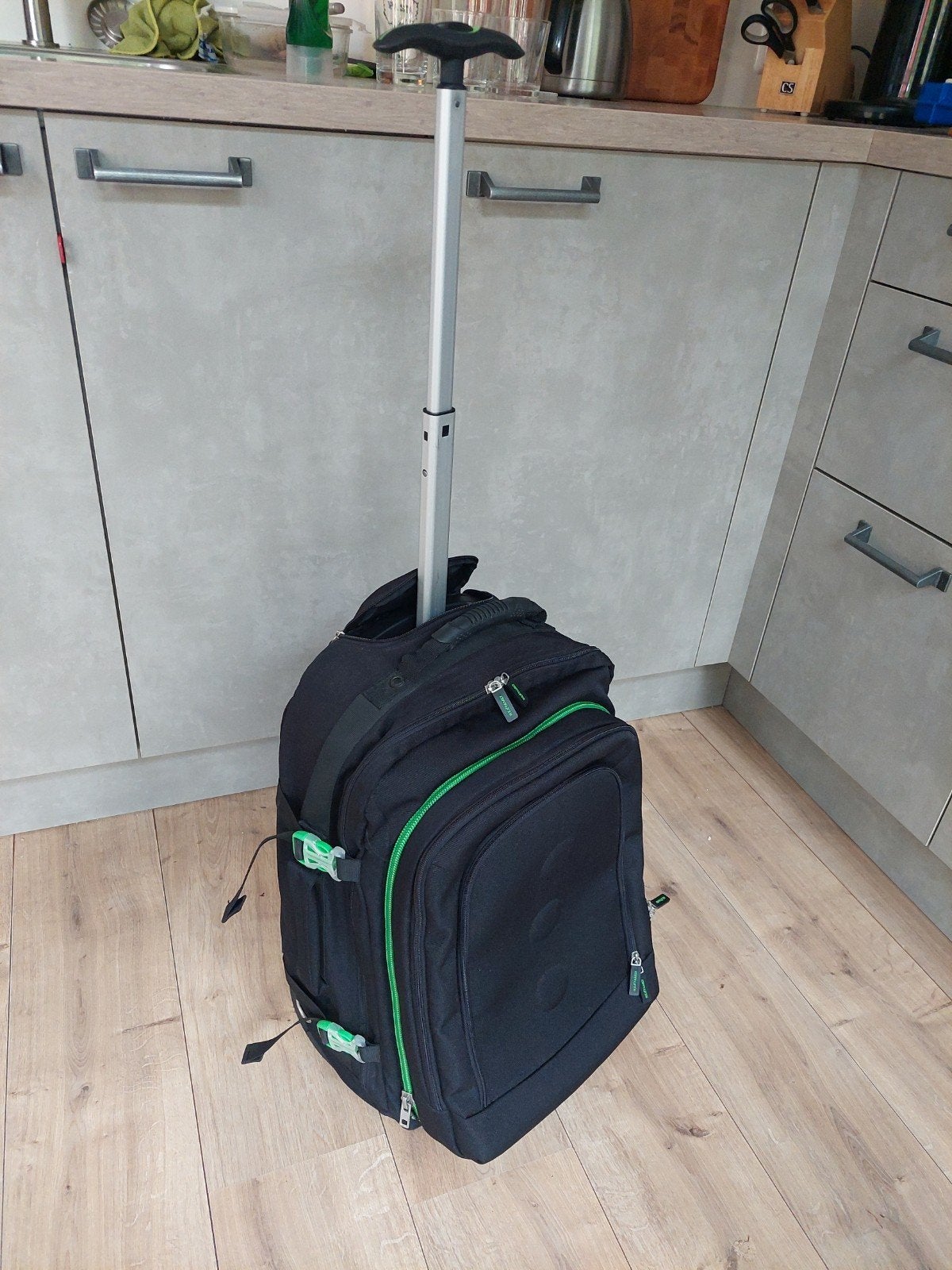 IKEA Family Trolley Rugzak Set - Zwart/Groen, Ophalen, Zo goed als nieuw, Zwart, Uitschuifbare handgreep
