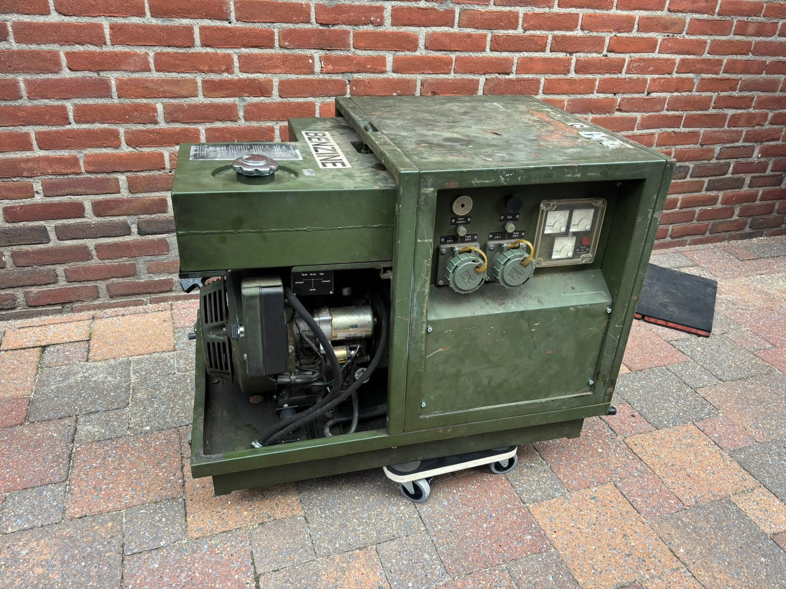 Militaire GEKO stroomgenerator 4 kVA – Honda GX340 – 230 V, Ophalen, Gebruikt