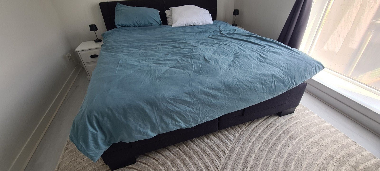 Tweepersoons boxspring met verstelbaar hoofdeinde, Ophalen, Gebruikt, Tweepersoons, 200 cm