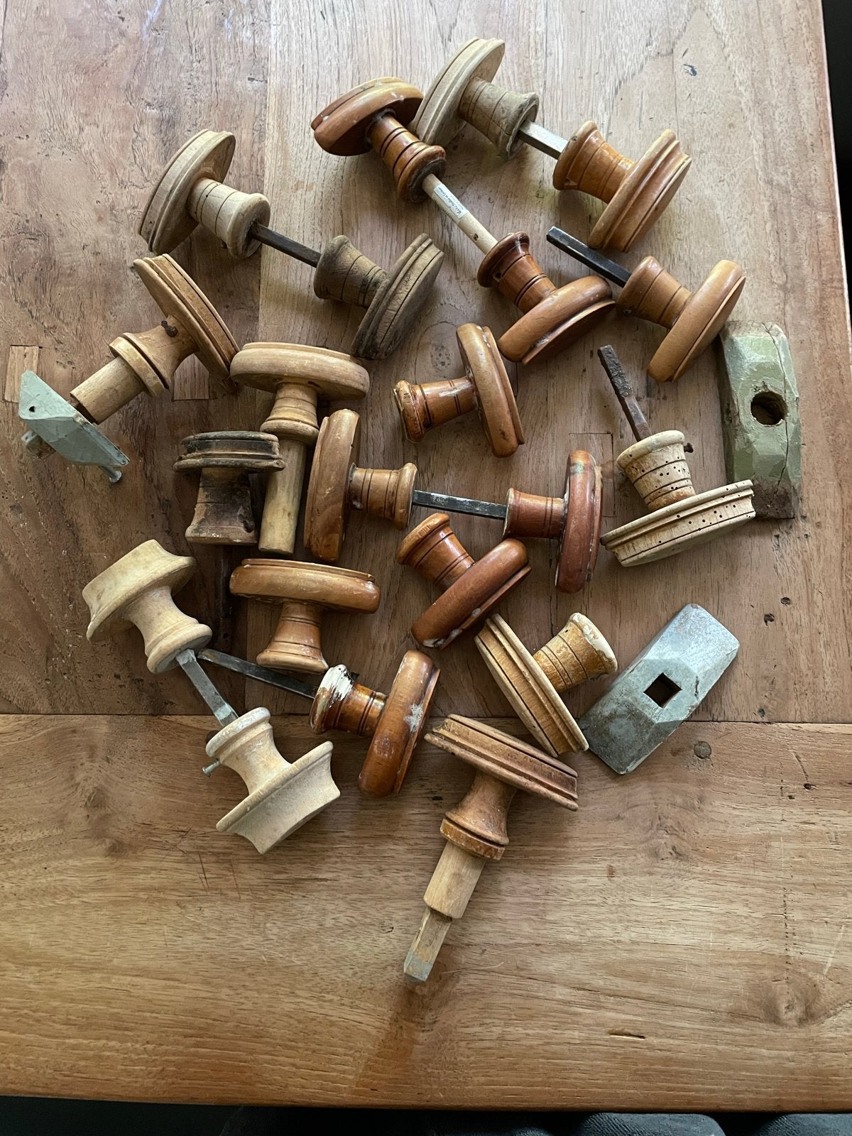 Oude Houten Deurknoppen - Vintage Stijl, Doe-het-zelf en Verbouw, Hang- en Sluitwerk, Ophalen of Verzenden, Gebruikt, Overige materialen