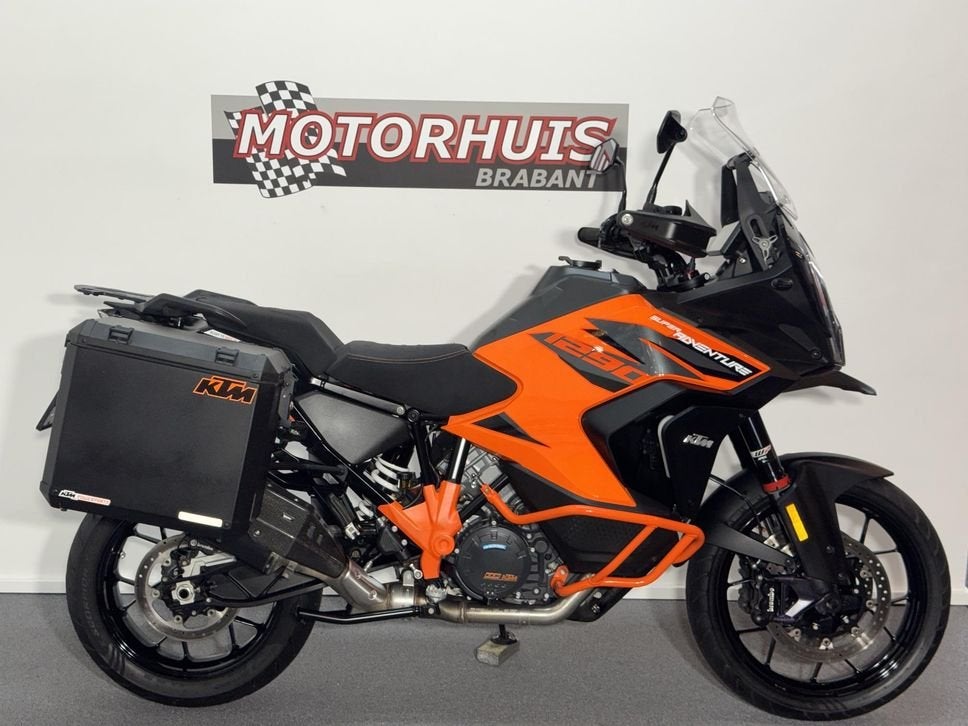 KTM 1290 SUPER ADVENTURE S (bj 2022), Motoren, Motoren | KTM, 2 cilinders, KTM, Bedrijf, Overig
