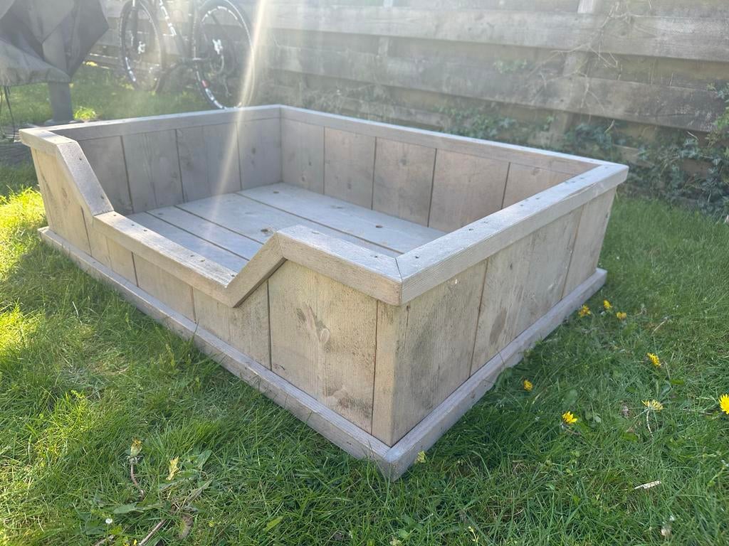 Hondenmand van steigerhout, Dieren en Toebehoren, Ophalen, Overige