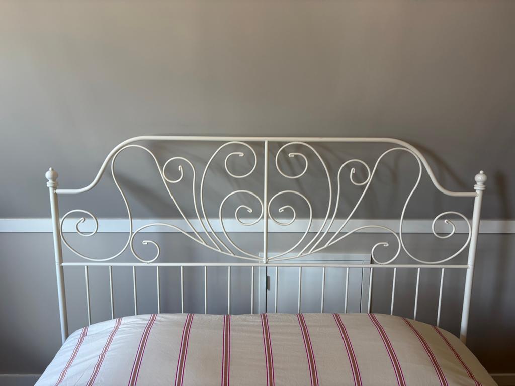 Tweepersoonsbed IKEA 180 x 200 Leirvik, Ophalen, Wit, Tweepersoons, Zo goed als nieuw
