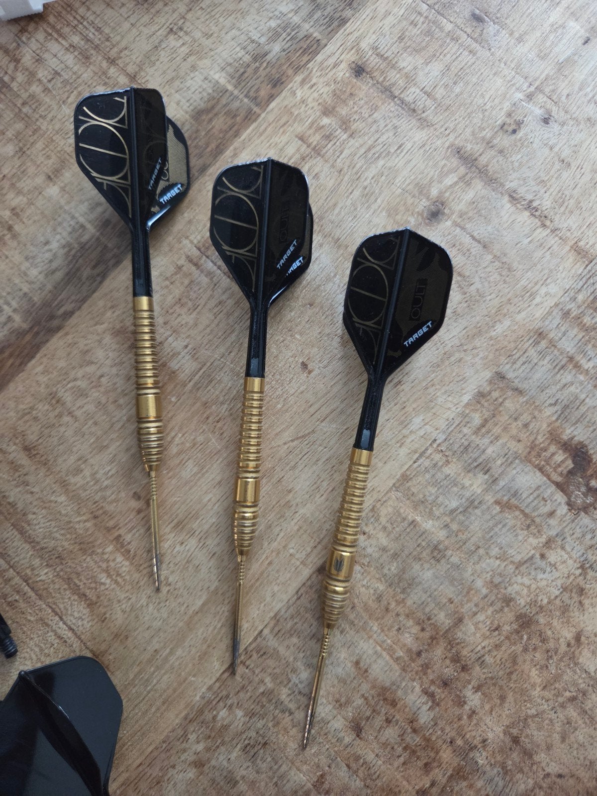 Target Bolide 3 gold, 26 gram, complete setup - Zo goed als, Sport en Fitness, Ophalen of Verzenden, Zo goed als nieuw, Pijlen