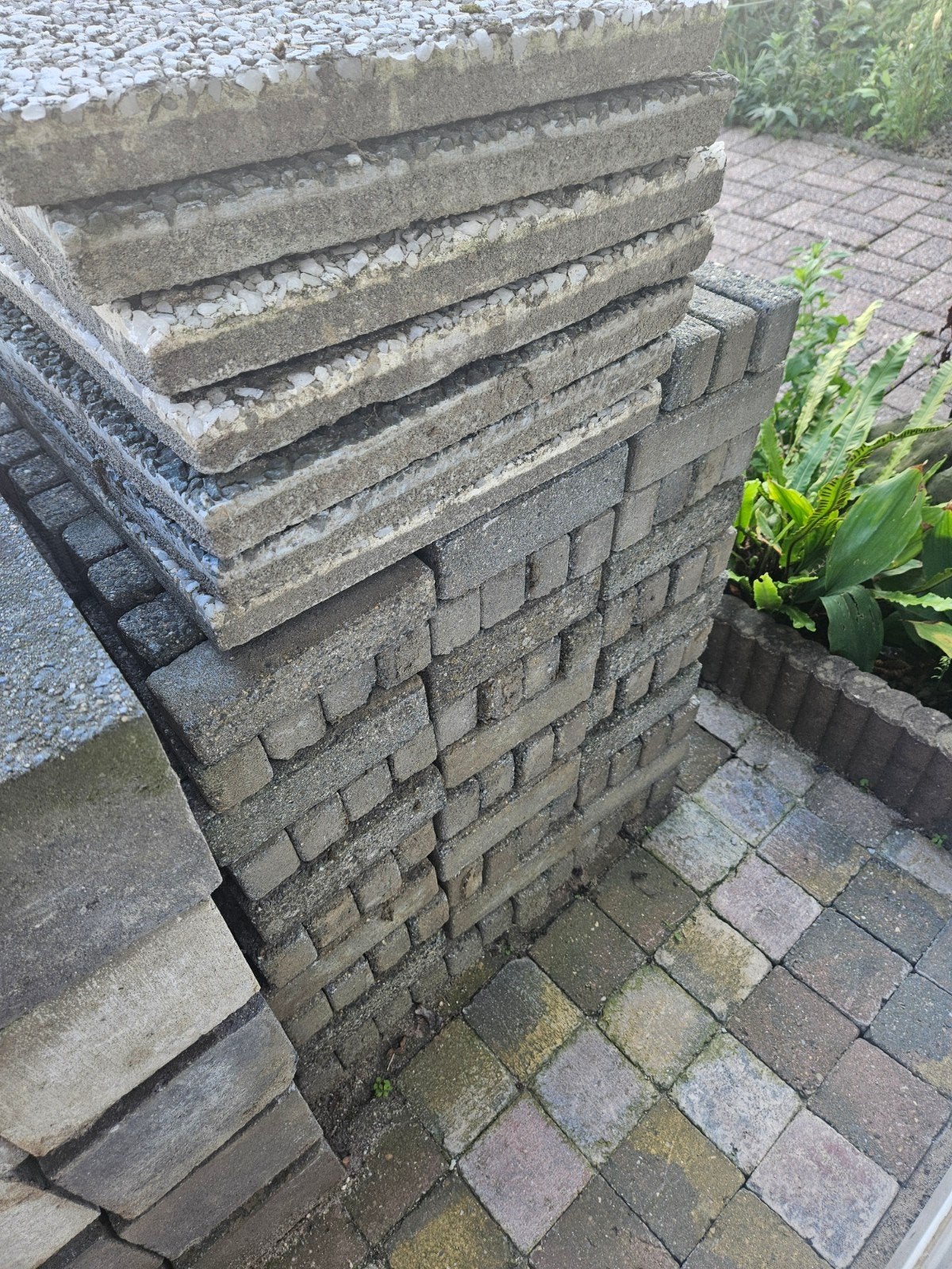 Bestrating: Tegels en klinkers voor tuin of oprit, Tuin en Terras, Ophalen, Gebruikt, Klinkers, 10 m² of meer