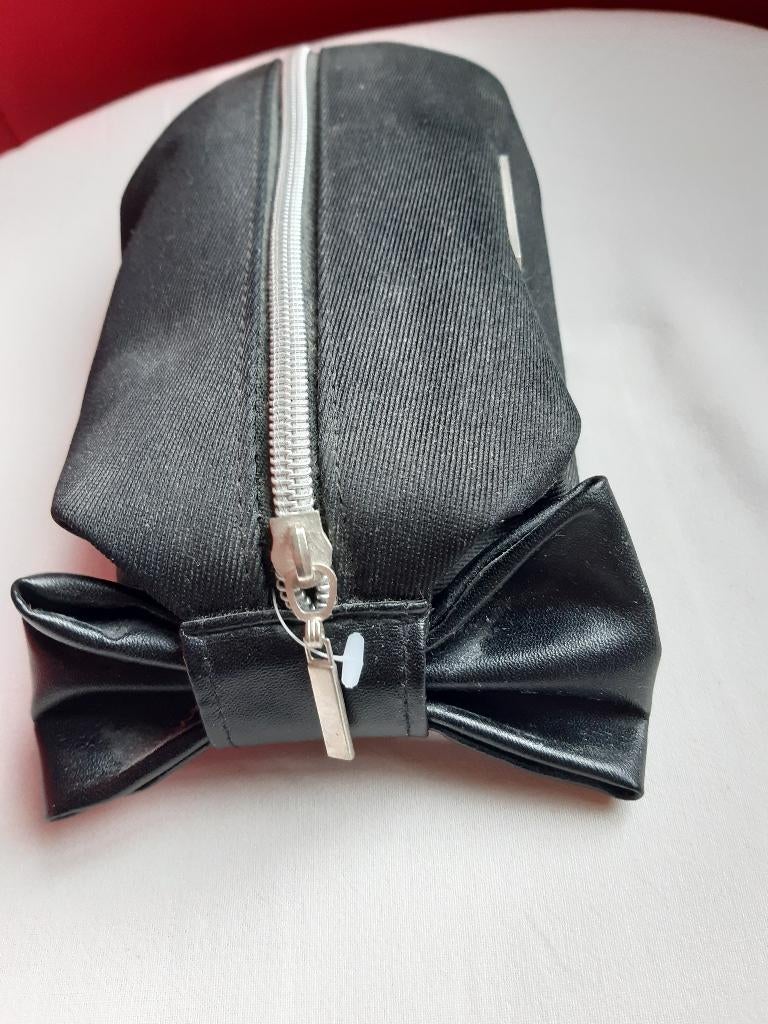 klm etui/ comfortset. Viktor&Rolf, Limited Edition, Ophalen of Verzenden, Nieuw, Overige typen
