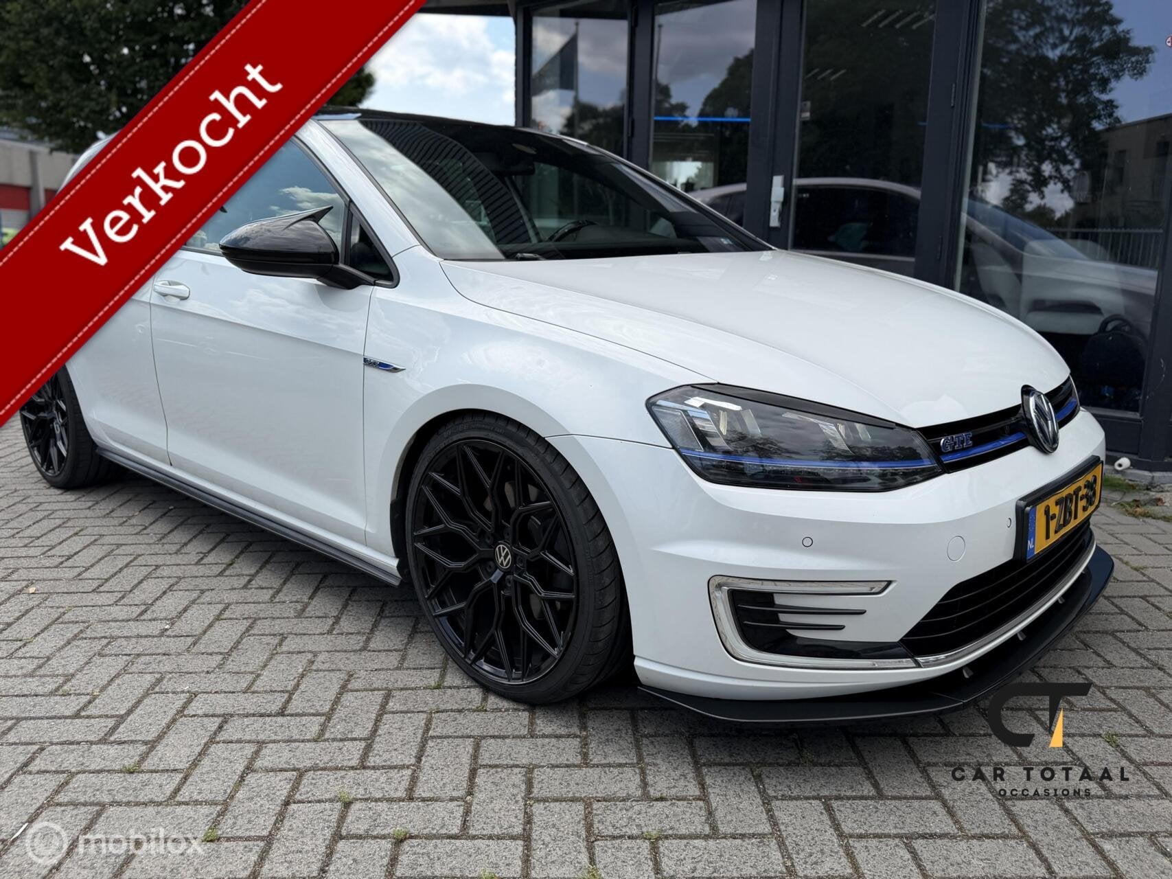 Volkswagen Golf 1.4 TSI GTE|PANO|SFEER.V|STERRENHEMEL|, Auto's, Gebruikt, Euro 6, 4 cilinders, Wit