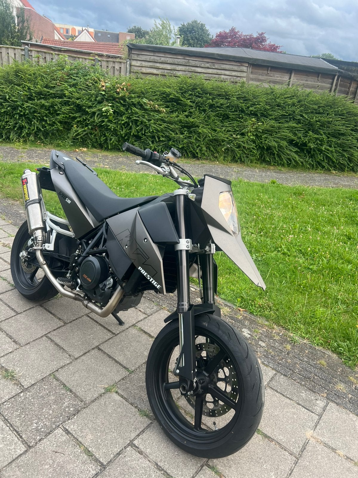 Ktm sm 690 2007 supermotard, Motoren, Sportuitlaat, Occasion, Motorrijbewijs A, Particulier