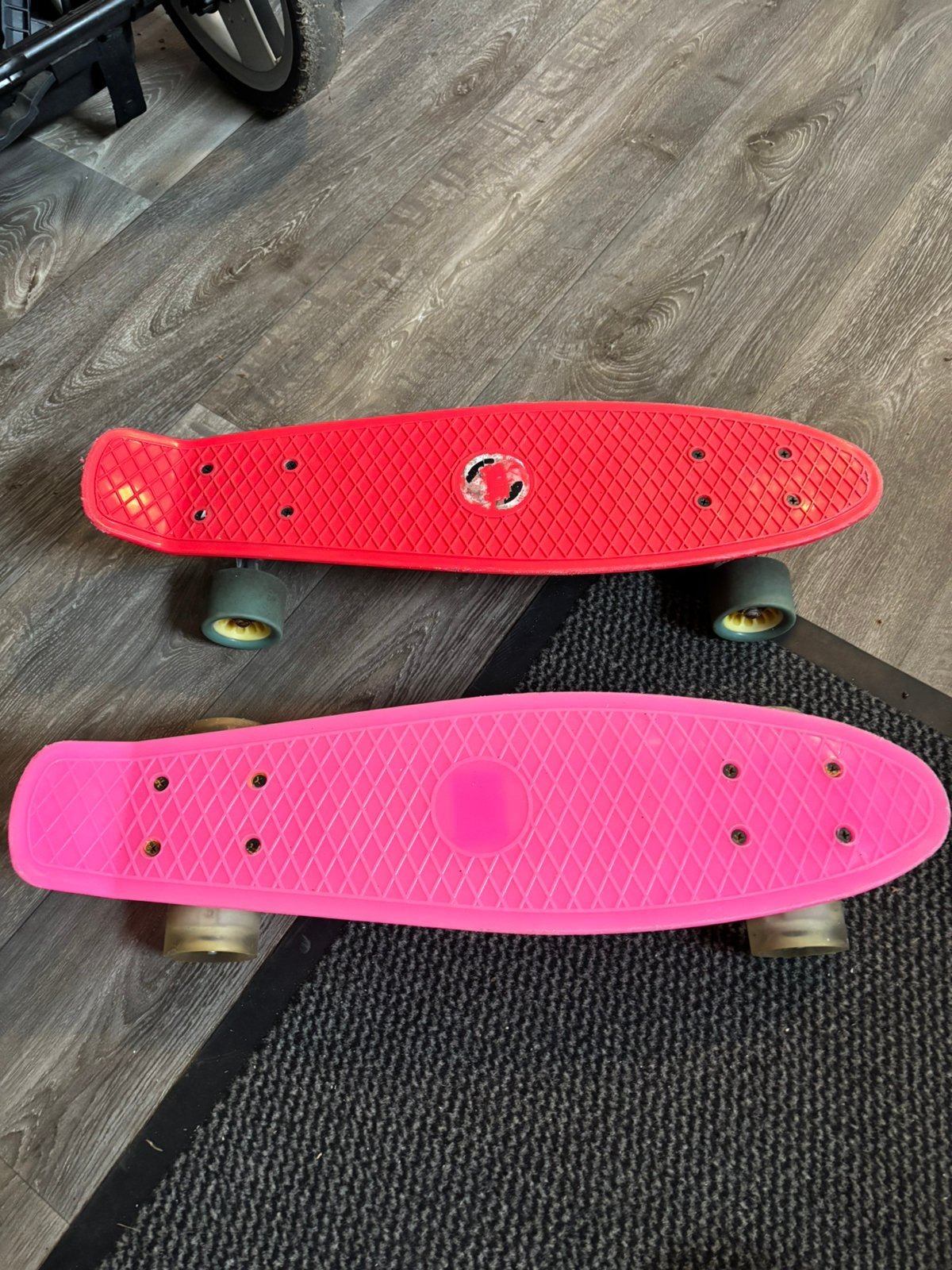 Skateboard kinder model, Sport en Fitness, Skateboarden, Ophalen, Zo goed als nieuw