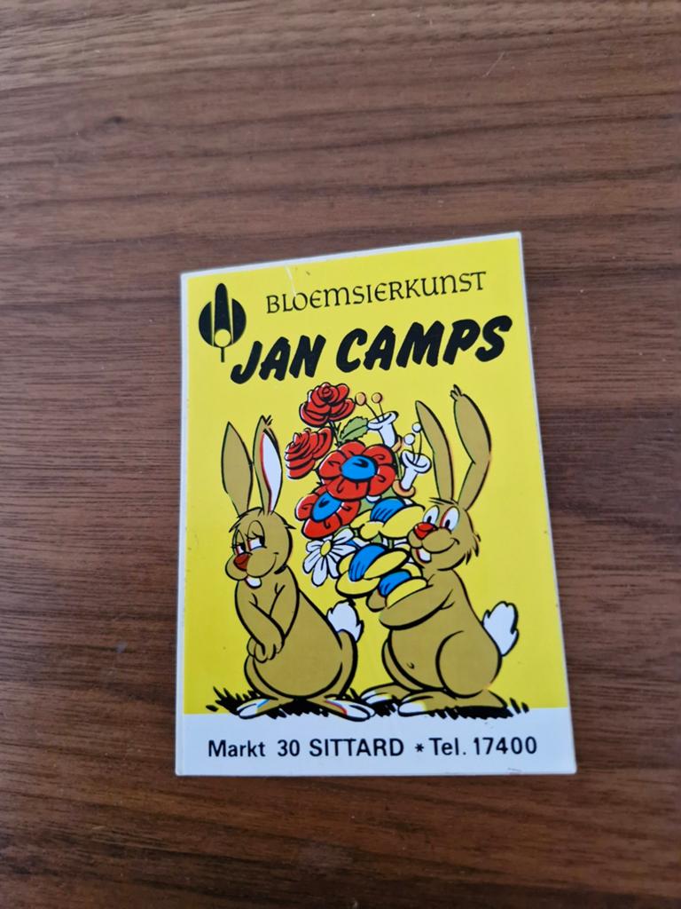 8158 Vintage sticker Bloemsierkunst Jan Camps Sittard, Ophalen of Verzenden, Gebruikt, Bedrijf of Vereniging