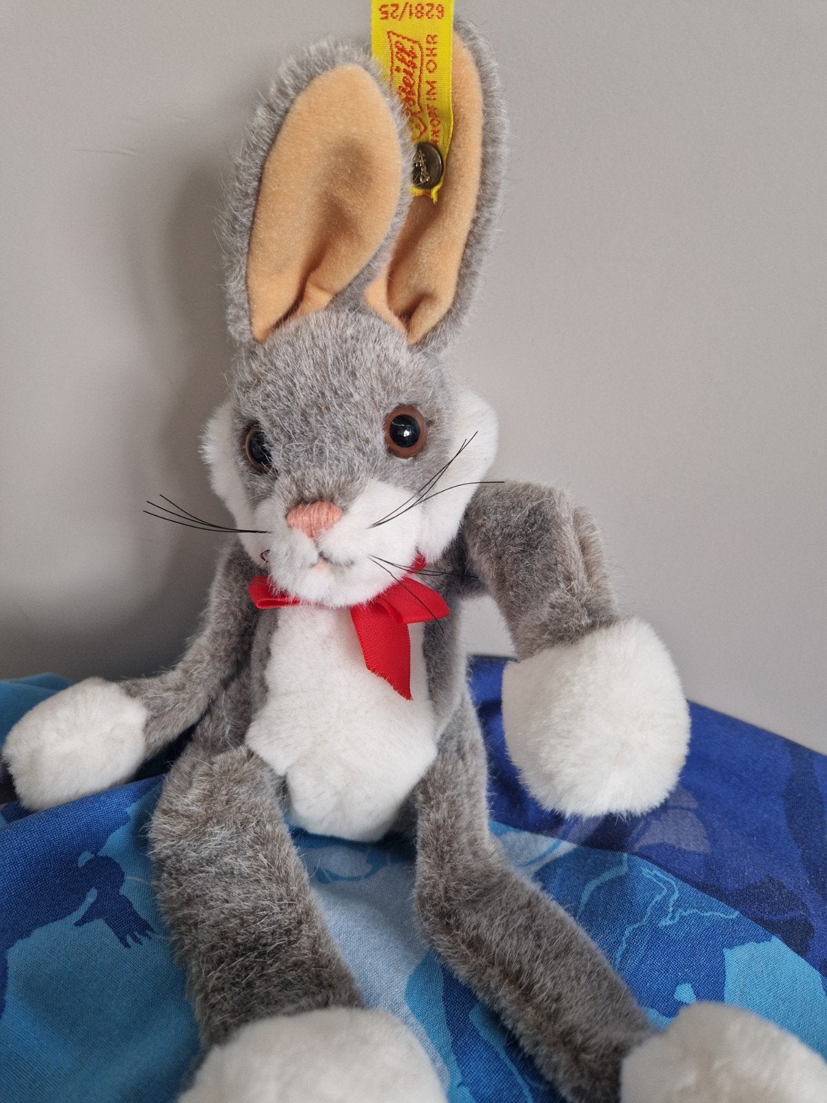 Steiff Bugs Bunny knuffel met label en certificaat, Overige merken, Overige karakters, Grijs, Konijn
