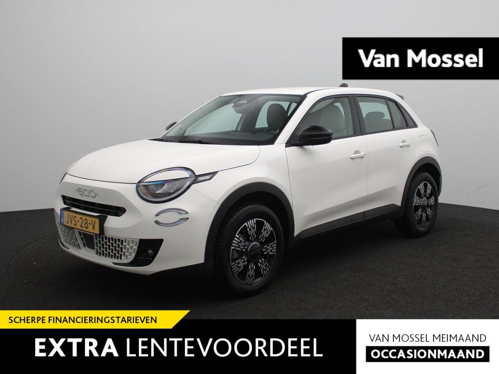 Fiat 600 1.2 Hybrid Icon | 145pl | Demo | Tot 8 jaar garanti, Stof, Euro 6, 1199 cc, 620 kg