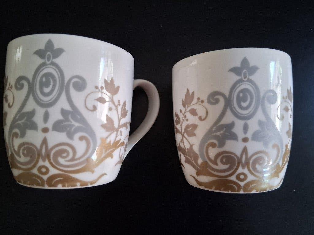 Douwe Egberts 2 mokjes FEEST met goud zilver decor *eureka*, Overige merken, Ophalen of Verzenden, Zo goed als nieuw, Overige stijlen