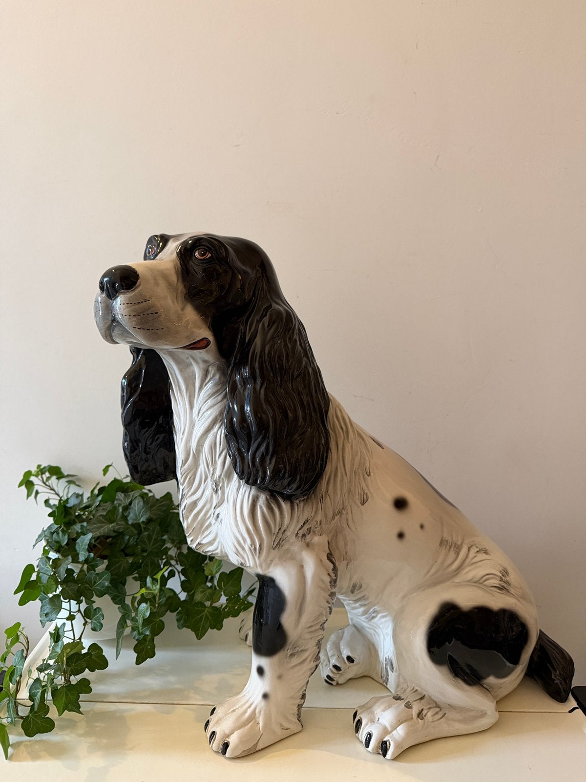Italiaans keramiek beeld hond spaniël, Antiek en Kunst, Ophalen of Verzenden