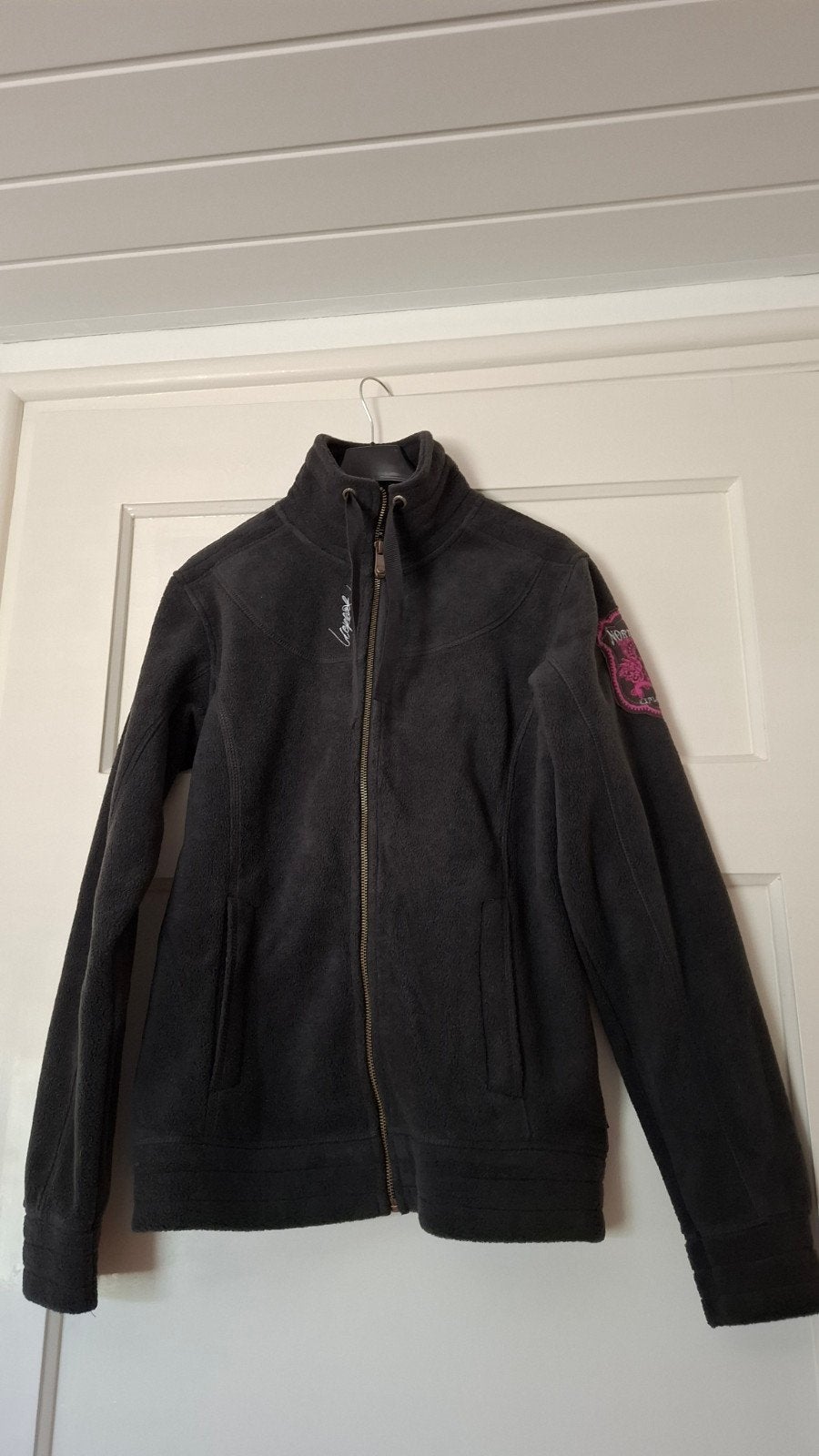 Donkergrijze fleece jas met rits en opstaande kraag, Maat 38/40 (M), Zo goed als nieuw, Grijs, Ice peak