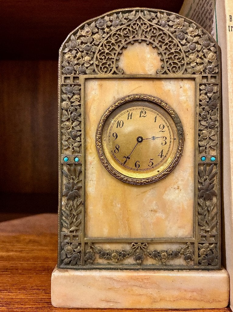 Art Nouveau / Jugendstil kleine Mantel Klok, Gebruikt, Vintage, Analoog, Ophalen of Verzenden