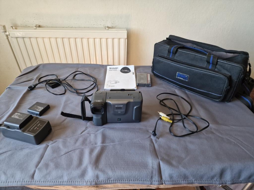 Sharp Viewcam Hi-Fi Monaural 8 VL-E66S Videocamera, Ophalen, Gebruikt, 20x of meer, Overige soorten