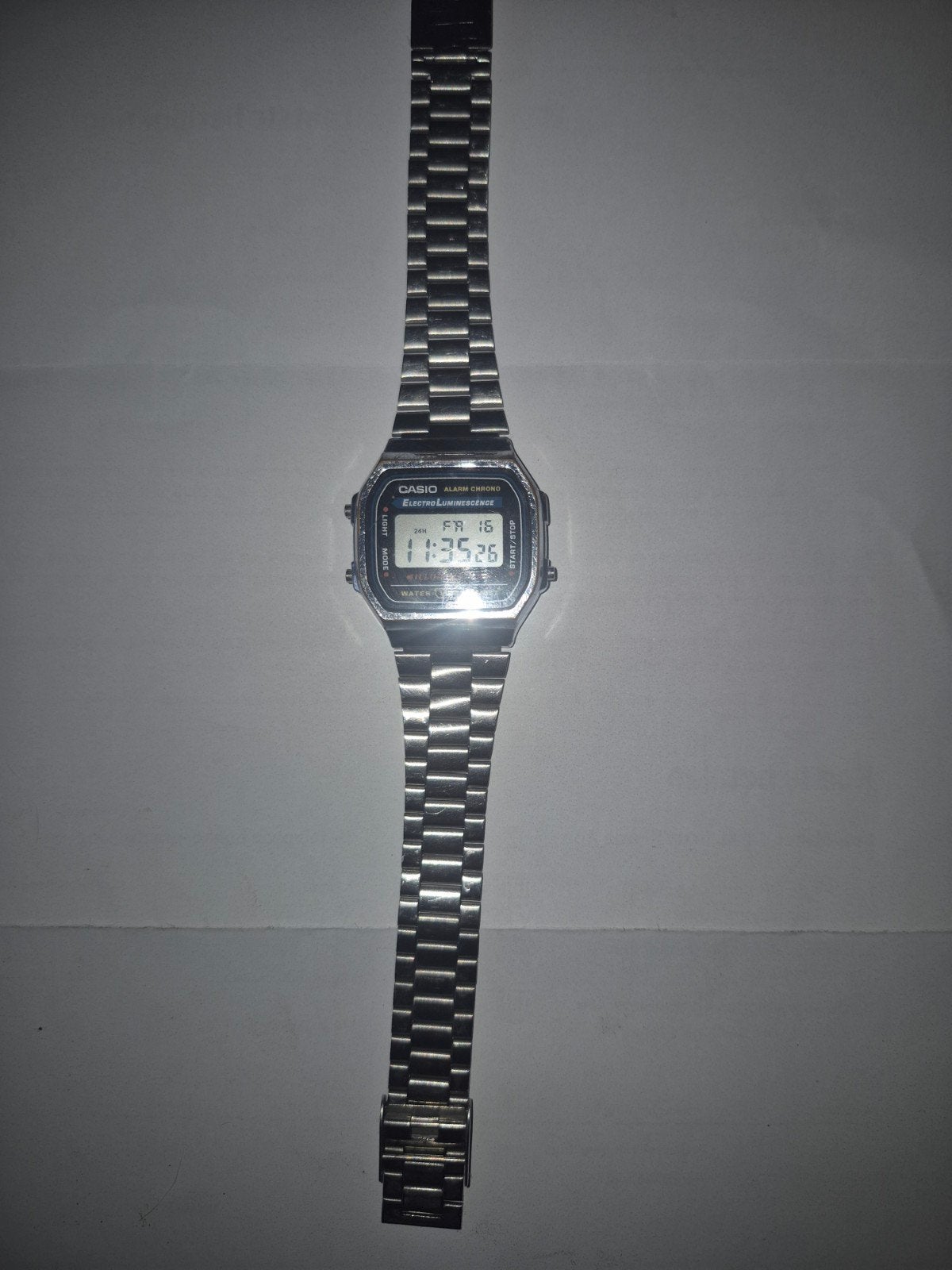 Casio A168WA-1YES horloge met lichte gebruikerssporen, Ophalen of Verzenden