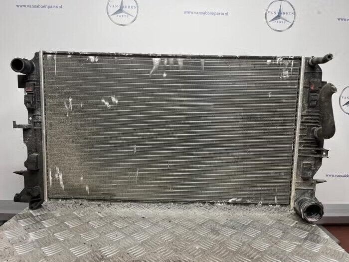 Radiateur van een Mercedes Sprinter, Ophalen of Verzenden, Gebruikt