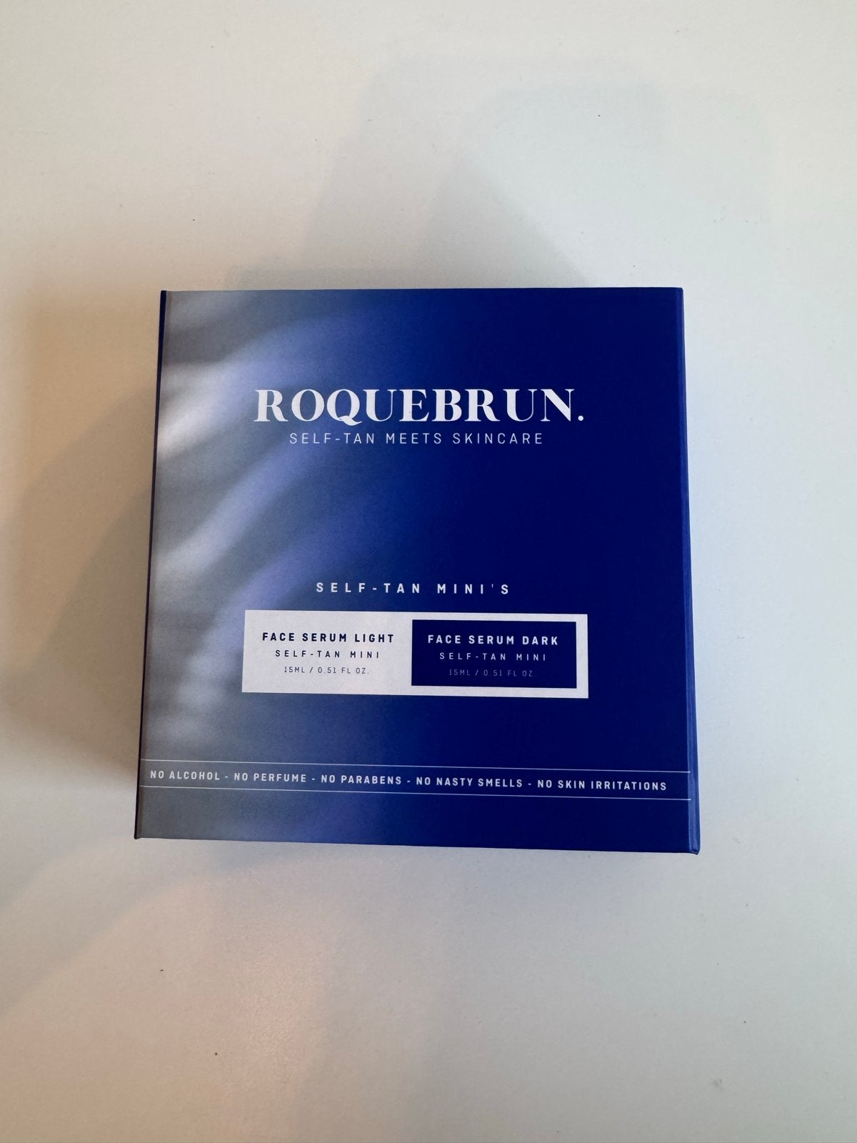 Roquebrun Self-Tan Mini's: Face Serum Light & Dark, Ophalen of Verzenden, Nieuw, Gehele gezicht, Verzorging