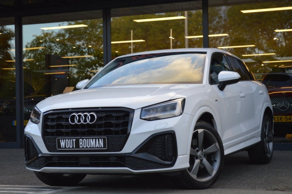 Audi Q2 35 TFSI S-Line Aut. Led Navi Virtual Camera CarPlay, Auto's, Q2, 4 cilinders, 150 pk, Wit
