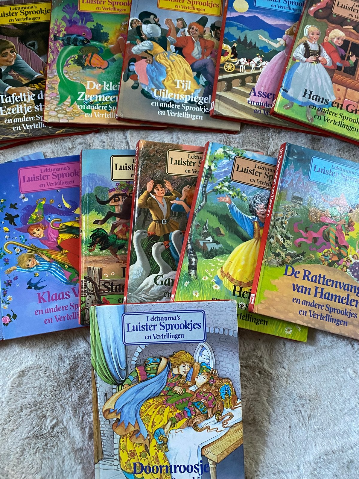 Lekturama Luister Sprookjes en Vertellingen - 12 boeken, Ophalen of Verzenden, Gelezen