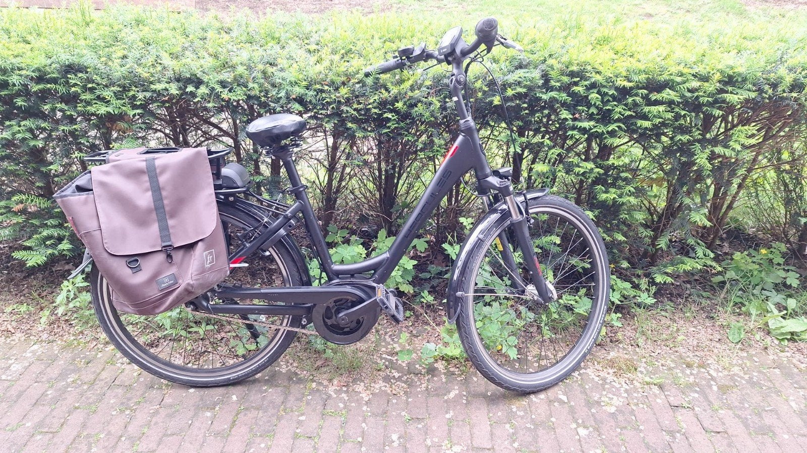 Hercules Roberta F7 Bosch active line plus, Ophalen, Zo goed als nieuw, Overige merken