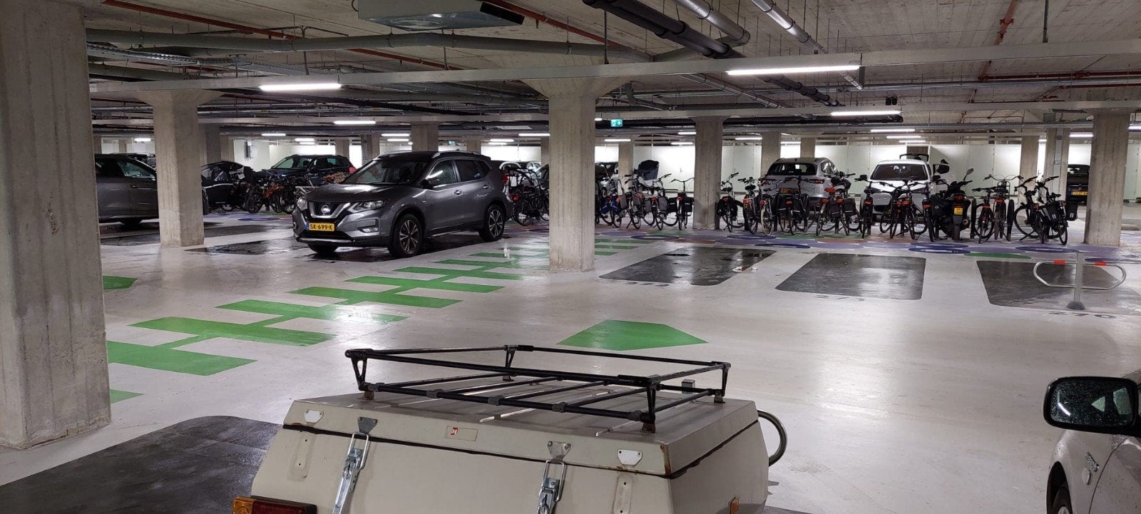 Plek te huur in parkeergarage Voorburg, Huizen en Kamers, Kamers te huur, Minder dan 20 m², Den Haag