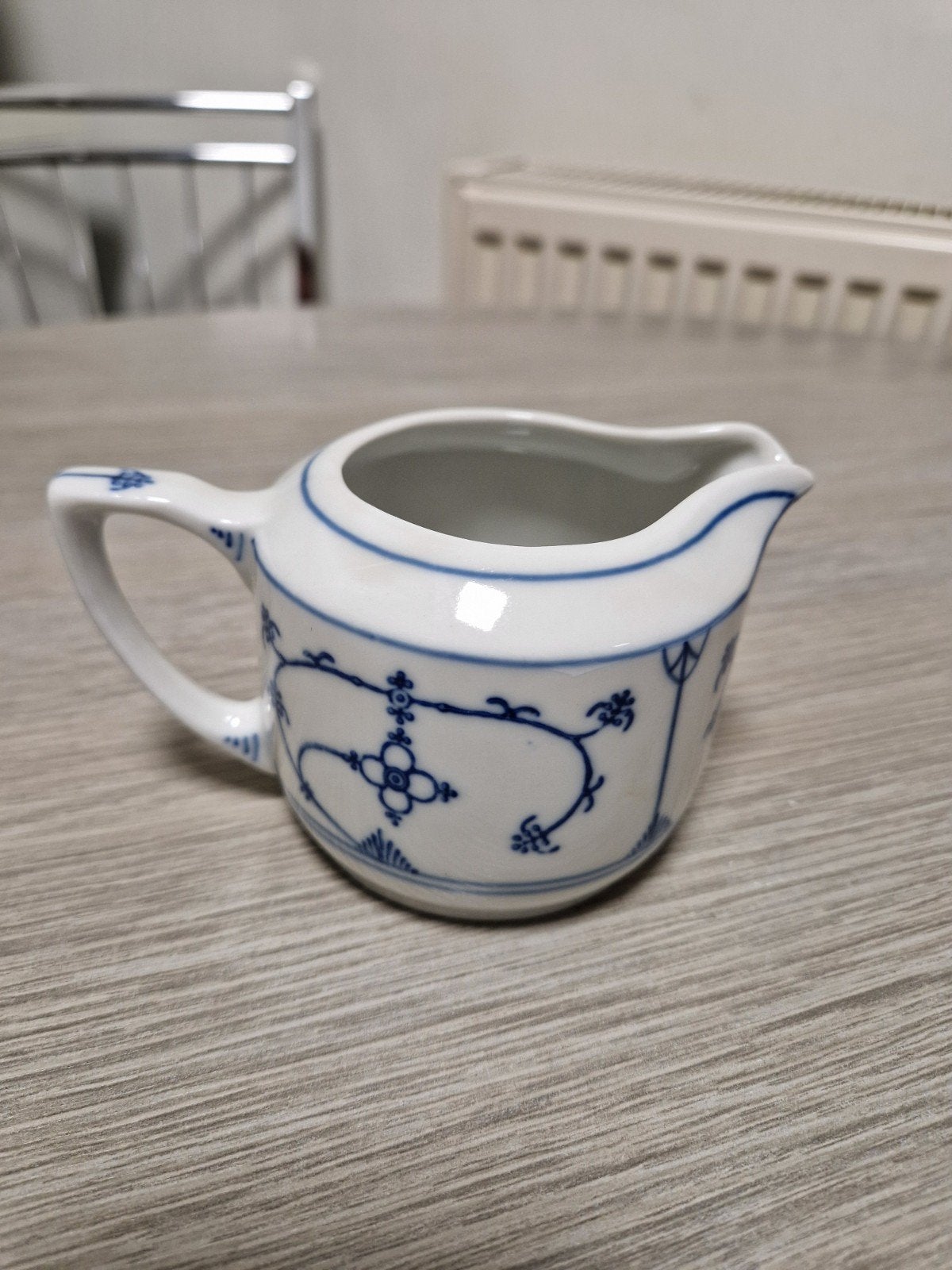 Jägers Eisenberg  blau saks melk kannetje, Ophalen of Verzenden
