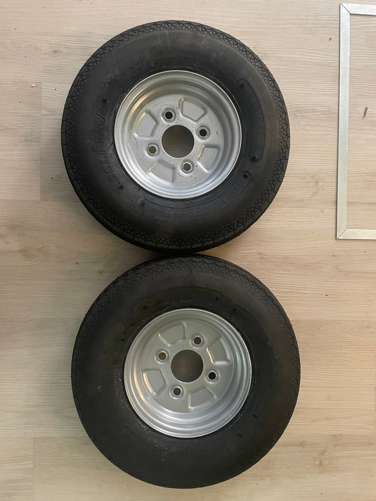Twee wielen voor aanhangwagen 4.00-8, steekmaat 4x100, Ophalen of Verzenden, Nieuw