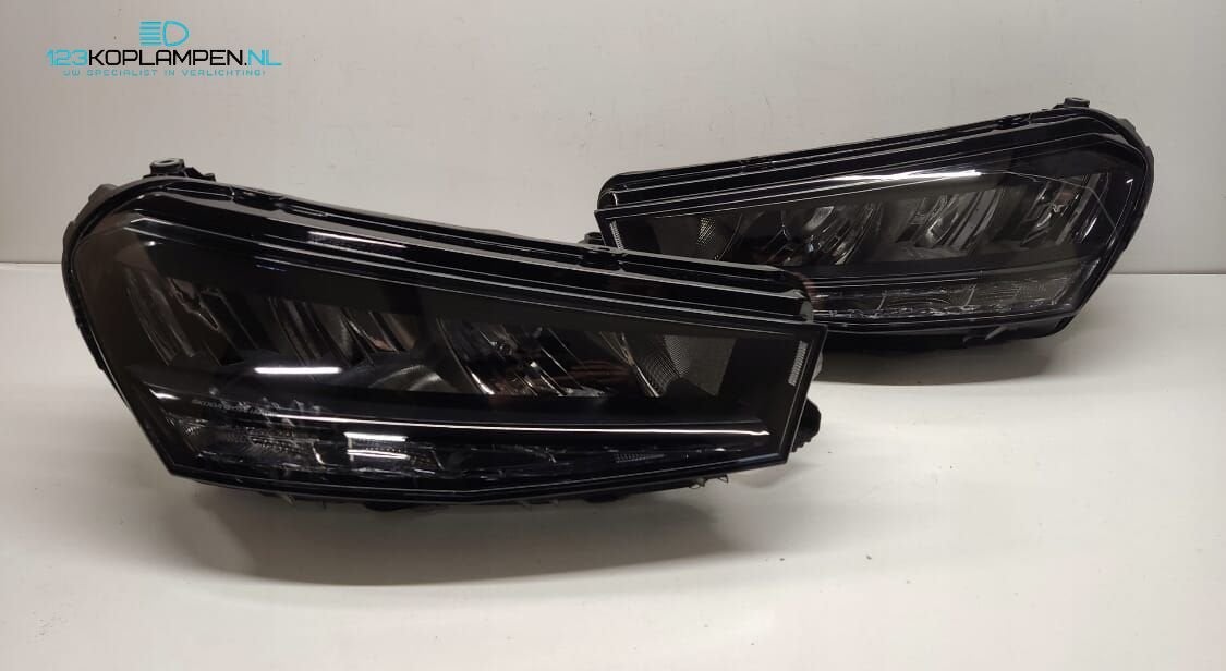 Skoda Fabia 4 6VB Led Koplamp links rechts, Auto-onderdelen, Verlichting, Gebruikt, -, -, Ophalen of Verzenden